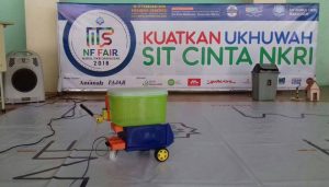 Robot dari Bahan Bekas Sabet Juara NF Fair 2018
