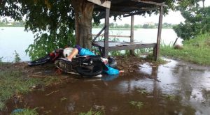 Tiga Kali Petir Menggelegar, Penjual Tempe Tewas Tersambar