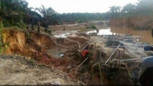 Dua Penambang Dinyatakan Terkubur