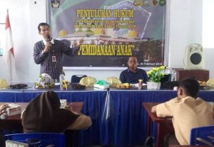 Mahasiswa KKPH UMI Beri Pemahaman Hukum kepada Pelajar Maros