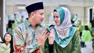 Bela Diri Soal “Alay”, Vicky: Indonesia Perlu Gonggongan Batman