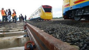 Peledakan Jalur Tembus Rel KA, Warga Khawatir Kena Imbas