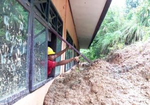 Dua Ruang Kelas SD di Luwu Diterjang Longsor
