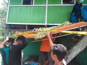Kakek Gila Bacok Istri hingga Tewas, Ini Kesaksian Tetangga