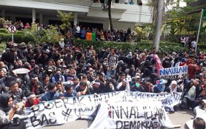 Mahasiswa UMM Demo, Tuntut Rektorat Ubah 9 Kebijakan Penting