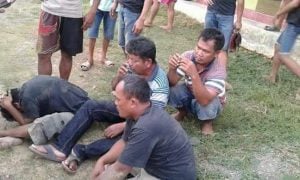 Warga Sandra Empat Pria yang Diduga Sindikat Pencuri Anak