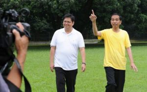 Demokrat Sebut Pertemuan Jokowi dan Airlangga Hal yang Wajar