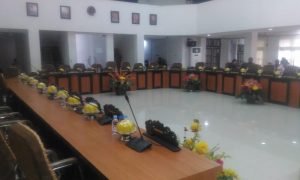 Paripurna DPRD Kota Palu Gagal Kuorum, Ishak Geram