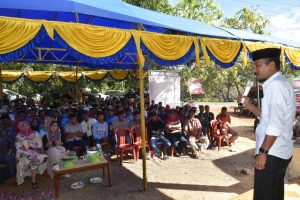 Warga Batulappa Bone Terharu Dikunjungi Andi Mudzakkar
