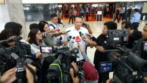 KPK Tangani Korupsi Century, Ketua DPR Bilang Begini