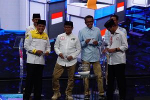 Jelang Debat, IYL: Hadir bersama Keluarga, Istri, Anak dan Saudara Saya