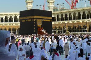 Puluhan Imam Masjid dan Guru Ngaji Berangkat Umrah