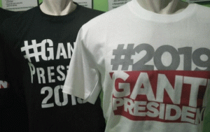 #2019 Ganti Presiden Dinilai Makar, Nah, Spanduk Tetap Jokowi Itu apa?
