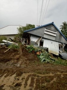 Longsor, Dua Rumah Warga di Luwu Rusak Berat