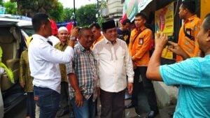 Usai Nyoblos, Warga Foto Bareng NH