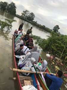 Tak Ingin Kecewakan Warga, PAMMASE Naik “Katinting” ke Desa di Bola