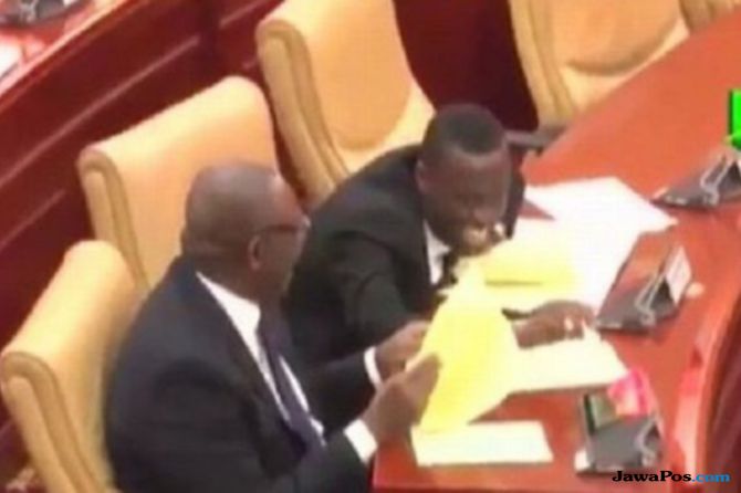 Beberapa Daerah Dinamai Dengan Alat Kelamin Parlemen Ghana Heboh Fajar