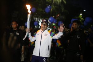 Wali Kota Danny Bawa Obor Asean Games 2018