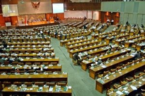 Kata Ketua DPR, Aleg yang Rajin ke Kantor Gak Bekerja