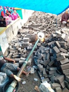 Kaki Tempel di Tiang Listrik, Pria Asal Pangkep Ini Tewas di TPI Barru