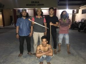 Tak Terima Dikasari, Pria Ini Tega Memotong Jari Tangan Teman Minumnya