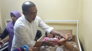 Anak Pengungsi Gempa dan Tsunami Sulteng Bisa Diadopsi, Deng Ical : Itu Hoax
