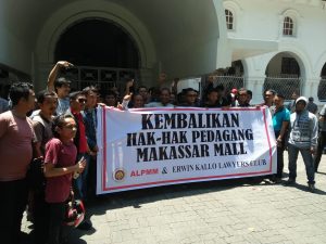 Pedagang Pasar Sentral Layangkan Tuntutan Untuk  Pemkot dan PT MTR