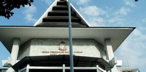 Terkesan Mati Suri, Kapal Ambulance Laut Dapat Sorotan