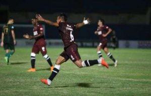 Lawan PSMS, Ferdinand Tetap Cadangan