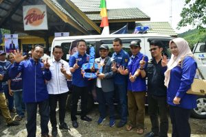 Bantu Pelayanan Kesehatan Masyarakat, RMS Serahkan Mobil Ambulans di Enrekang