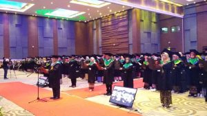 Kisah Haru Mahasiswi UMI untuk Sarjana, Harus Pinjam Uang Bayar Kuliah