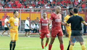 Pengadil Bhayangkara FC vs PSM Pernah Untungkan Kedua Tim