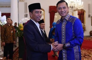 Jokowi Sampaikan Permintaan Maaf, Hasto: Pemimpin Bukan Penjual Es Krim