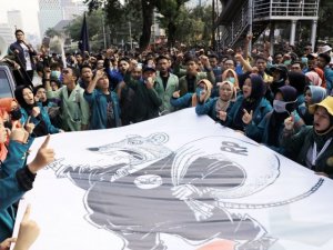 UU KPK Hasil Revisi Berlaku, Kewenangan Pimpinan Mulai Dilucuti