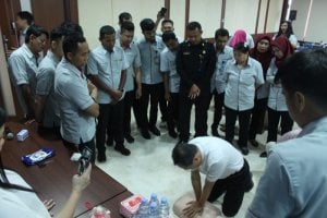 Cegah Korban Henti Napas Tiba-tiba, Galesong Group Bekali Kayawan dengan BHD