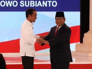Prabowo Subianto Menhan, Netizen: Menteri Rasa Presiden