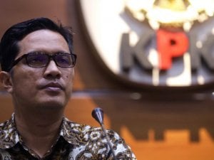 Kasus Buku Merah Setop, KPK hanya Bisa Pasrah