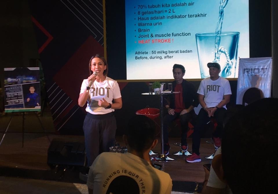 Coaching Clinic RIOT Makassar-Kalla Toyota Hadirkan Melanie Putria