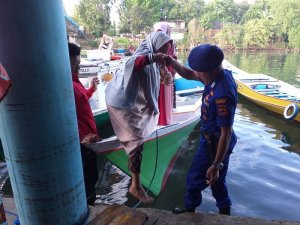 Cuaca Ekstrem, Polairud Polres Pangkep Sarankan Ini ke Nelayan