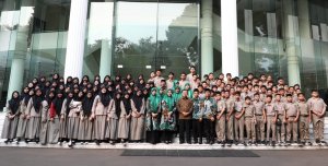 Wapres JK Terima Kunjungan Siswa SMP Athirah