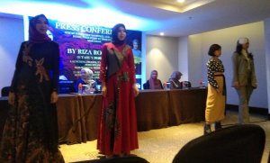 10 Tahun Berkarya, Sun Summit Tampilkan Karya Bersama Artis Beby Romeo