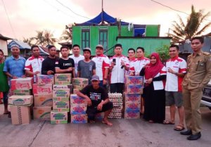WCC Chapter Sidrap Salurkan Bantuan untuk Korban Angin Puting Beliung