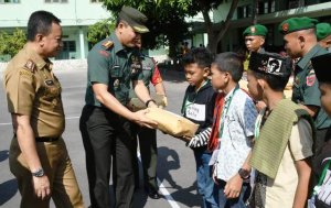 Binter Terpadu Kodim, dari Sunatan Massal hingga Pembagian Sembako
