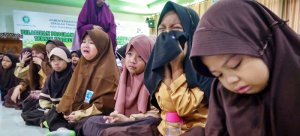 Terharu, Murid SIT Nurul Fikri Makassar Menangis Mendengar Kisah Dongeng