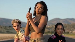 Charlie’s Angels:  Aksi “Angles” Jagoan yang Lebih Fresh