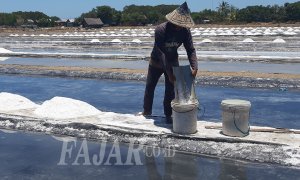 Rendam Kaki di Air Garam, Hilangkan Bau hingga Cegah Insomnia