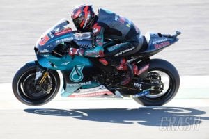 Quartararo Juara MotoGP Catalunya, Rossi Terjatuh