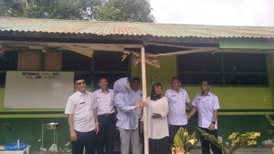 Atap Sekolah di Sompe Wajo Diganjal Bambu, Keselamatan Peserta Didik Terancam