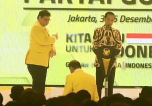 Jokowi Disebut Bakal Jadi Ketua Umum Golkar, Pengamat: Presiden Ibarat Raja