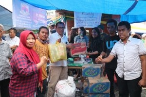 Empati, Relawan Sukriansyah UQ Sambangi Korban Kebakaran di Rappokalling dan Tinumbu